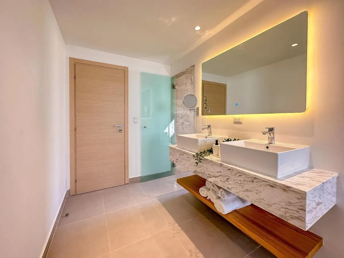Fantastic Brand New Beach Condo Punta Cana
